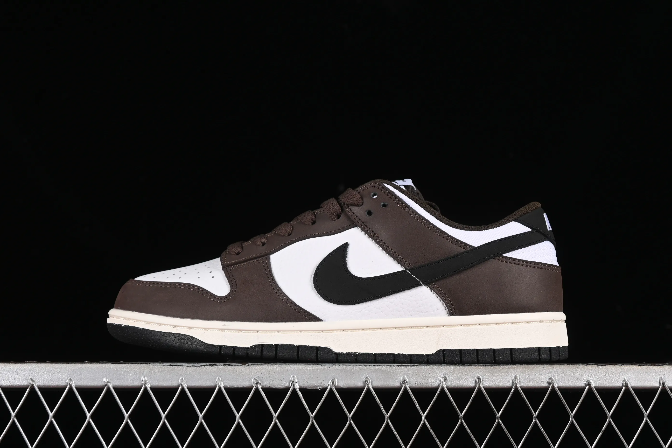 All Categories Nk SB Dunk Series Nk SB Dunk Low Low-top sneakers Z version Nk Dunk Low Next Nature "Cacao Wow" Black Mocha SB low-top casual sneakers HF4292-200